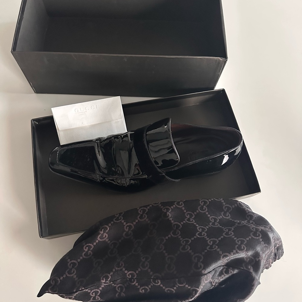 Gucci Men's Glossy Black Loafers